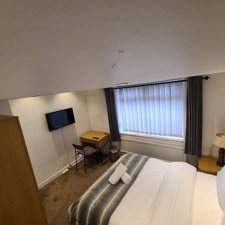 Grand Near Etihad Stadium Coop Live Droylsden Buitenkant foto